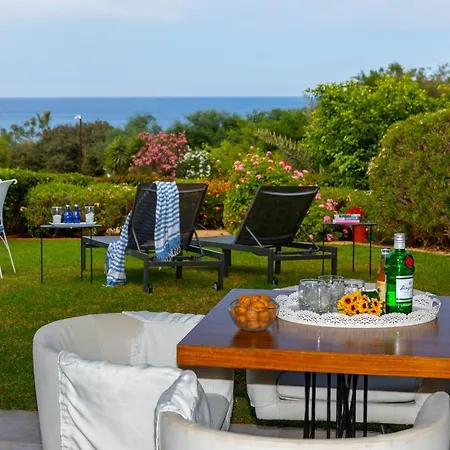 Sirina Waterfront Villa *