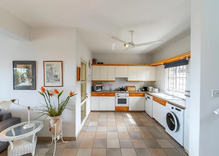 Villa Sirina Waterfront *