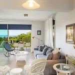 Villa Sirina Waterfront Protarász